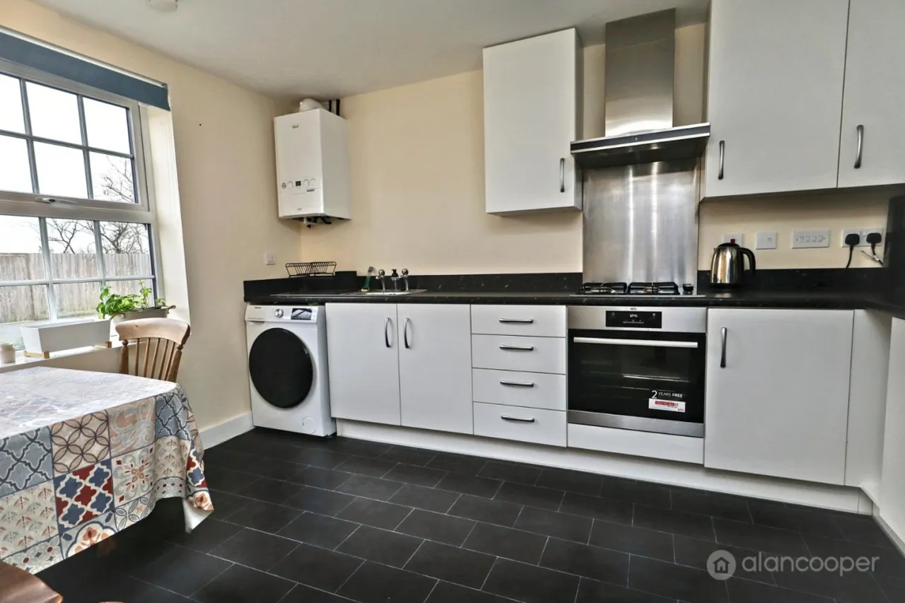 Russett Avenue, Nuneaton, CV11, photo 6