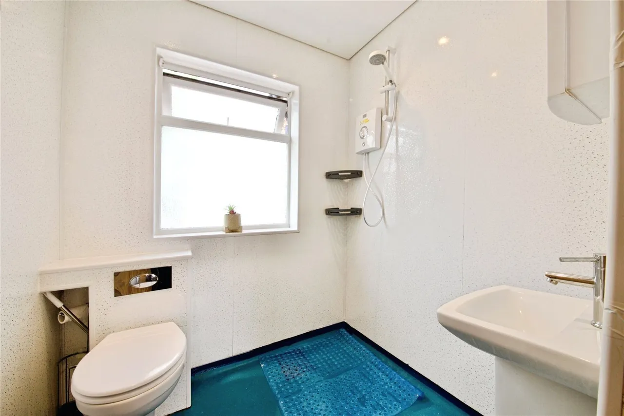 Fordyke Road, DAGENHAM, Essex, RM8, photo 14
