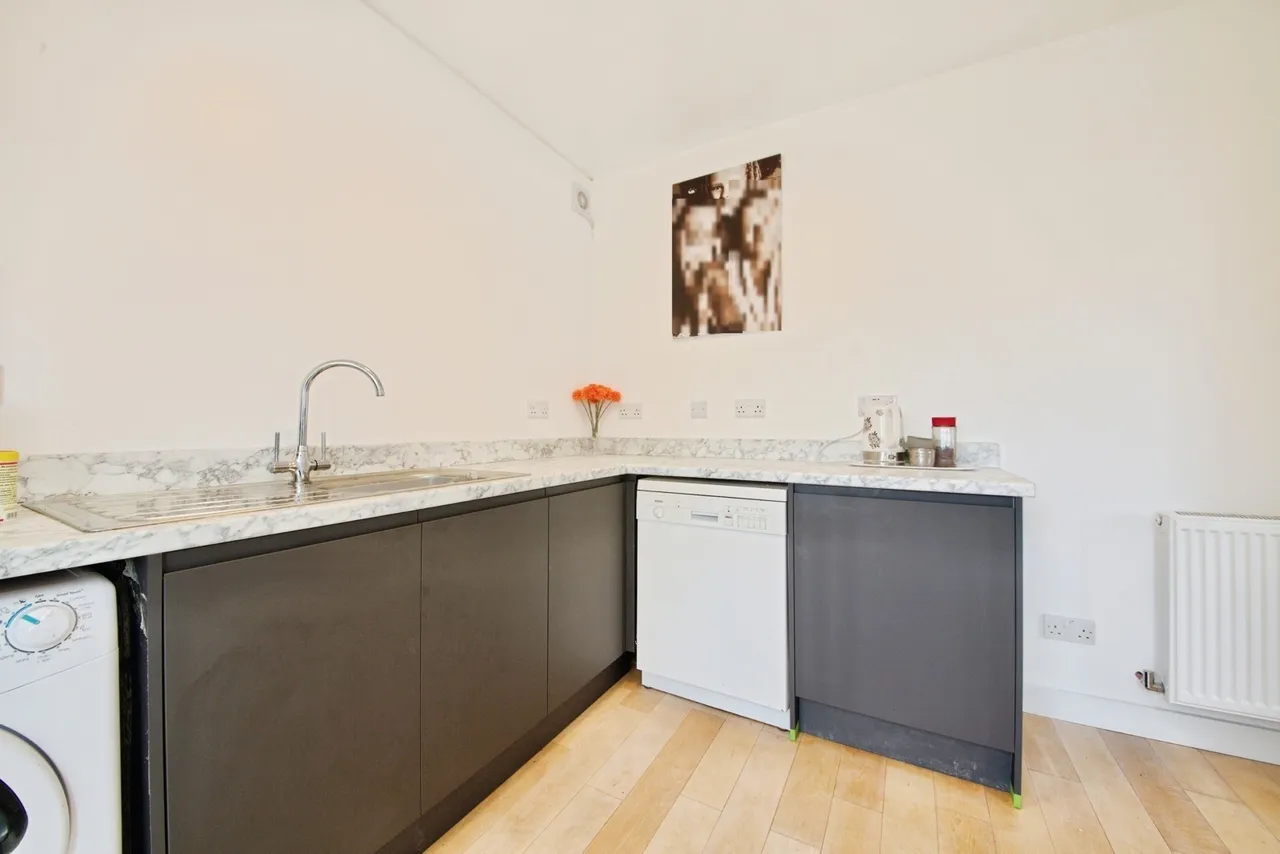 Fordyke Road, DAGENHAM, Essex, RM8, photo 18