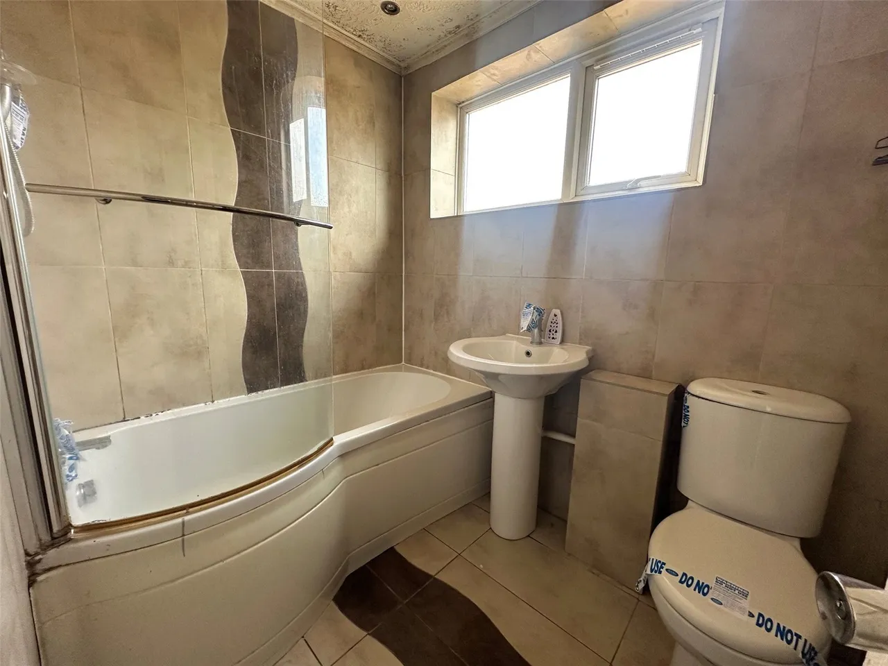 Pine Close, Shirebrook, Mansfield, Derbyshire, NG20, photo 5