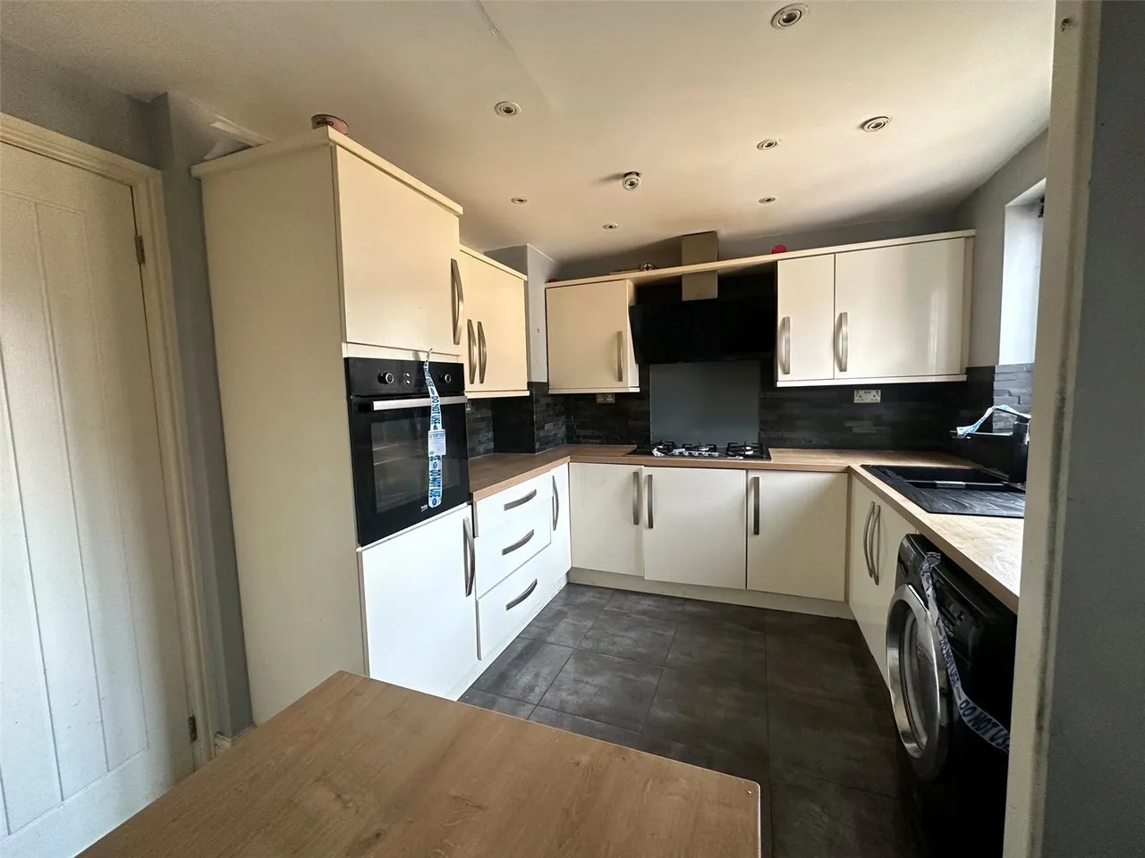 Pine Close, Shirebrook, Mansfield, Derbyshire, NG20, photo 2
