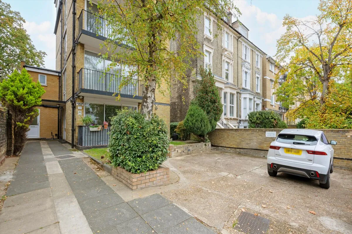 Haverstock Hill, London, NW3, photo 10