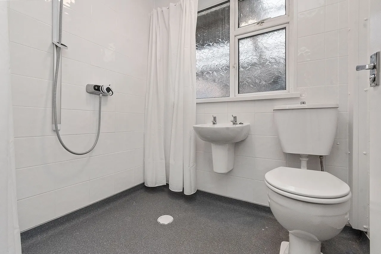 Austin Avenue, Ashton-In-Makerfield, Wigan, Wigan, WN4 0PZ, photo 4