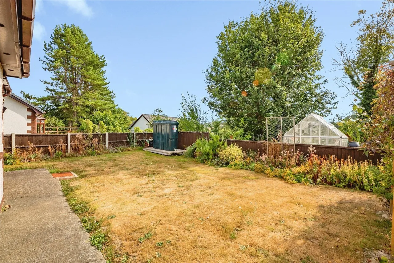 Bryn Eglur, Llanfarian, SY23, photo 24
