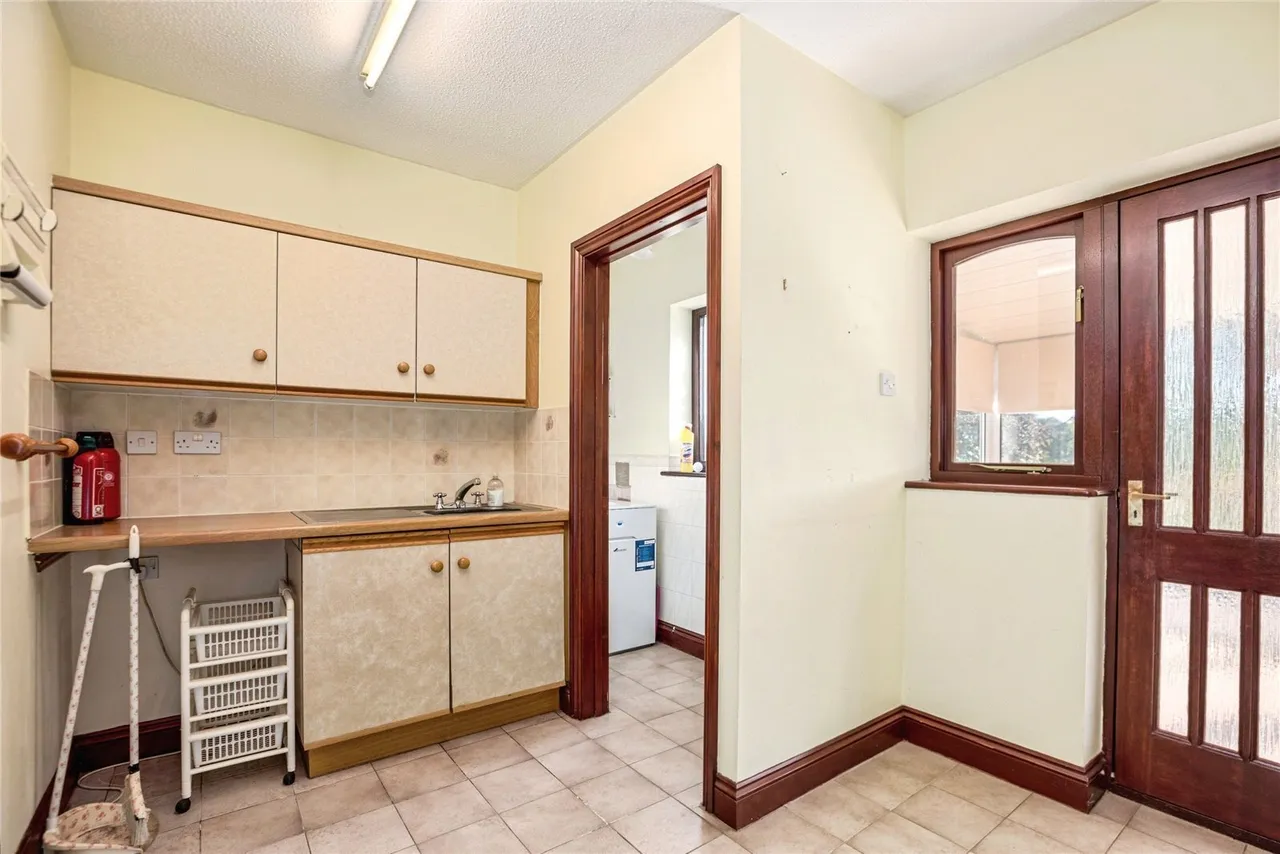 Bryn Eglur, Llanfarian, SY23, photo 16