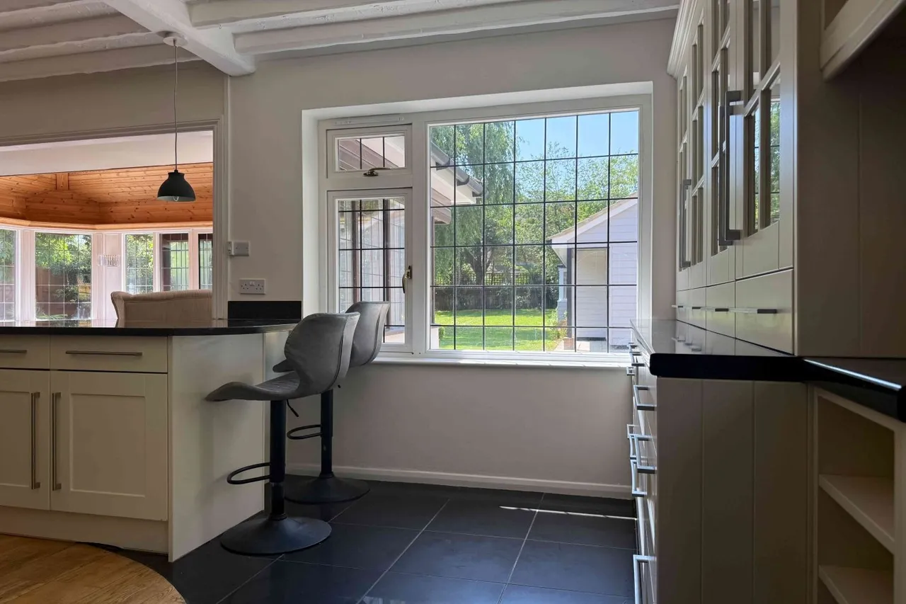 The Glade, Fetcham, KT22, photo 6
