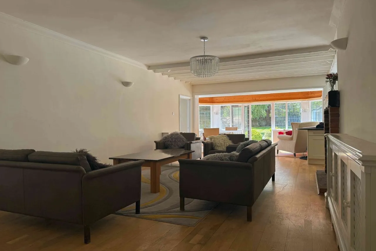The Glade, Fetcham, KT22, photo 4