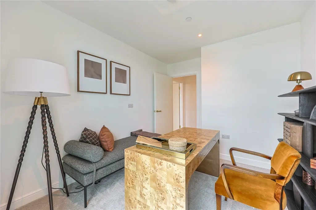 Quay Walk, Wembley, HA0, photo 15