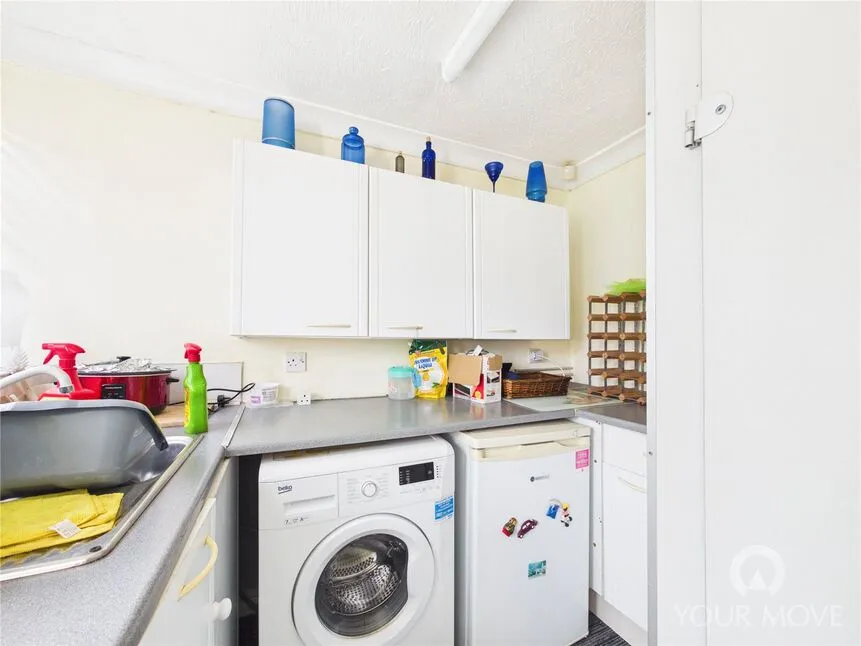 Carisbrooke Walk, Darlington, Durham, DL3, photo 10