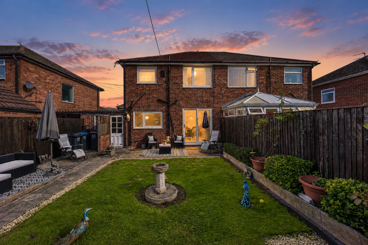 Eddisbury Road, Whitby, CH66, photo 11