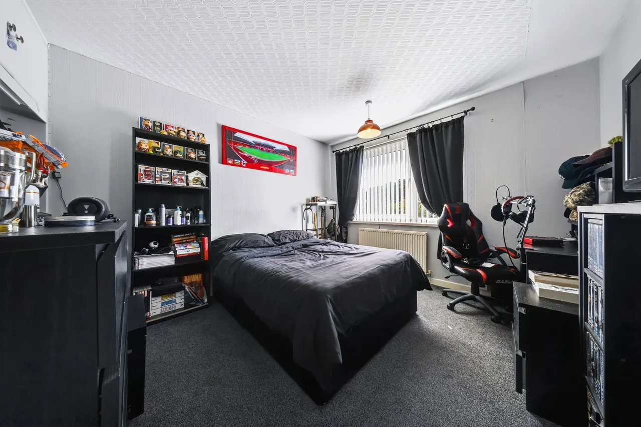 Eddisbury Road, Whitby, CH66, photo 8