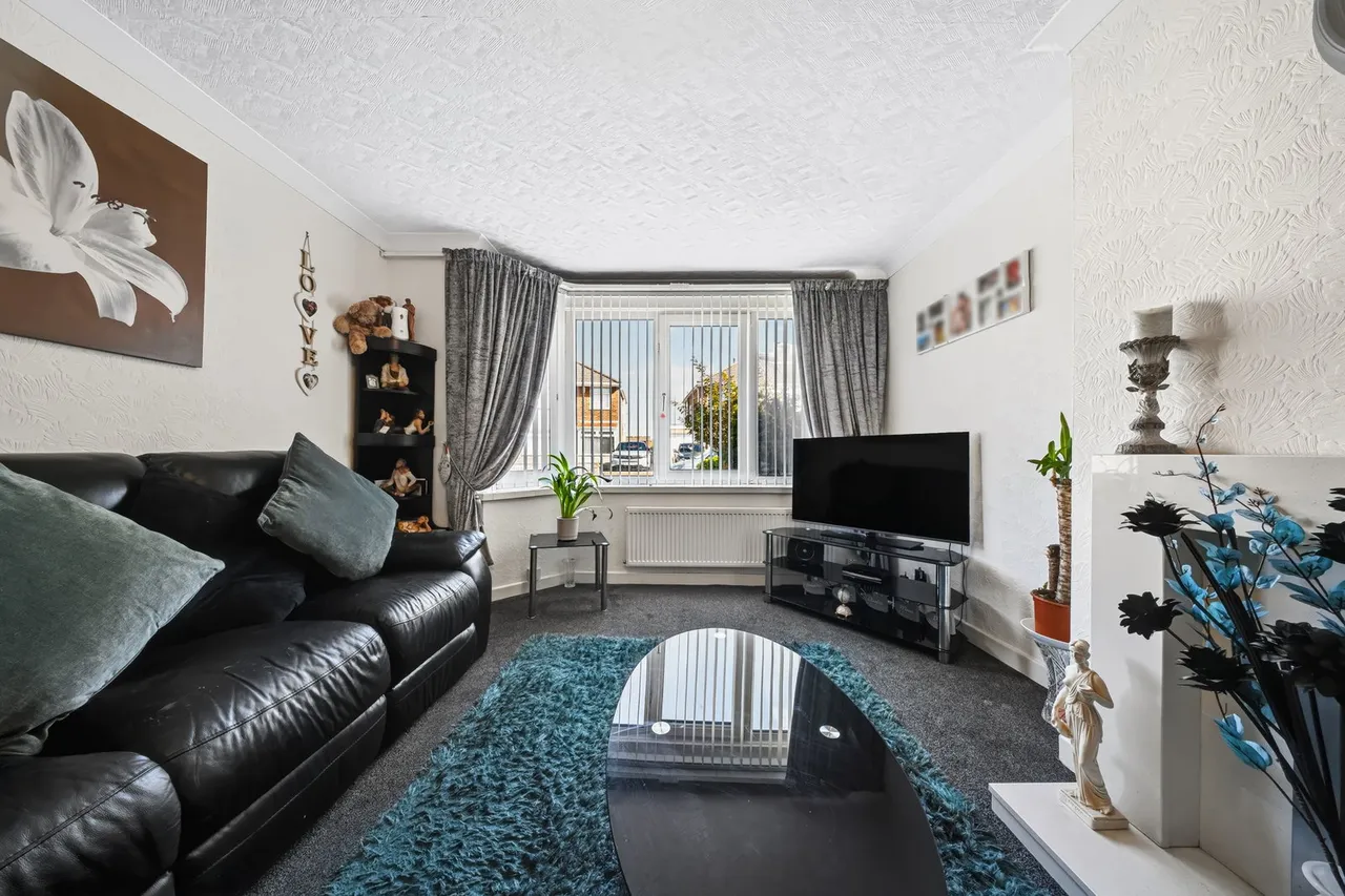 Eddisbury Road, Whitby, CH66, photo 2
