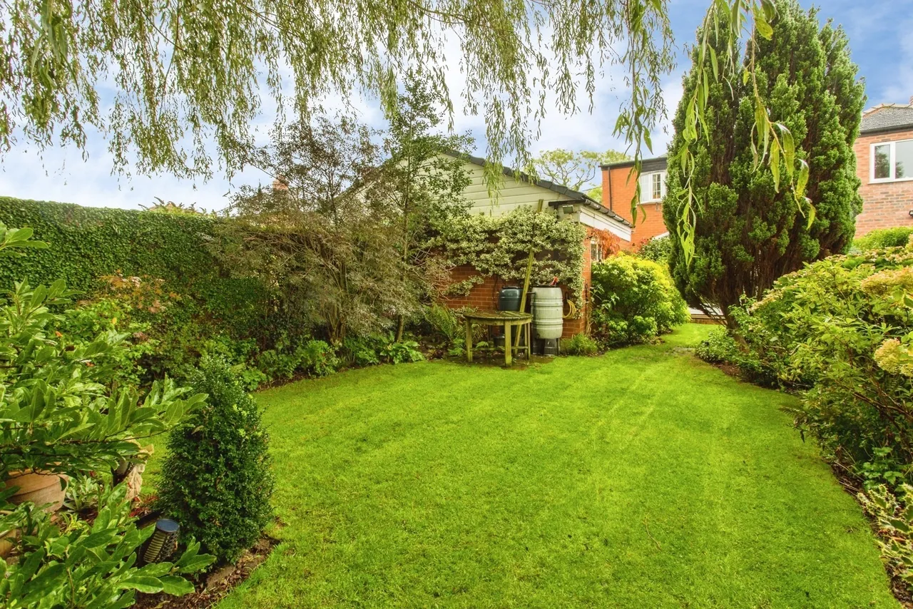Bannister Lane, Farington Moss, PR26, photo 2