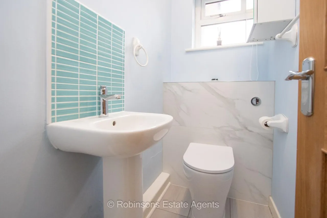 Hillcrest, Claypath, DH1, photo 6