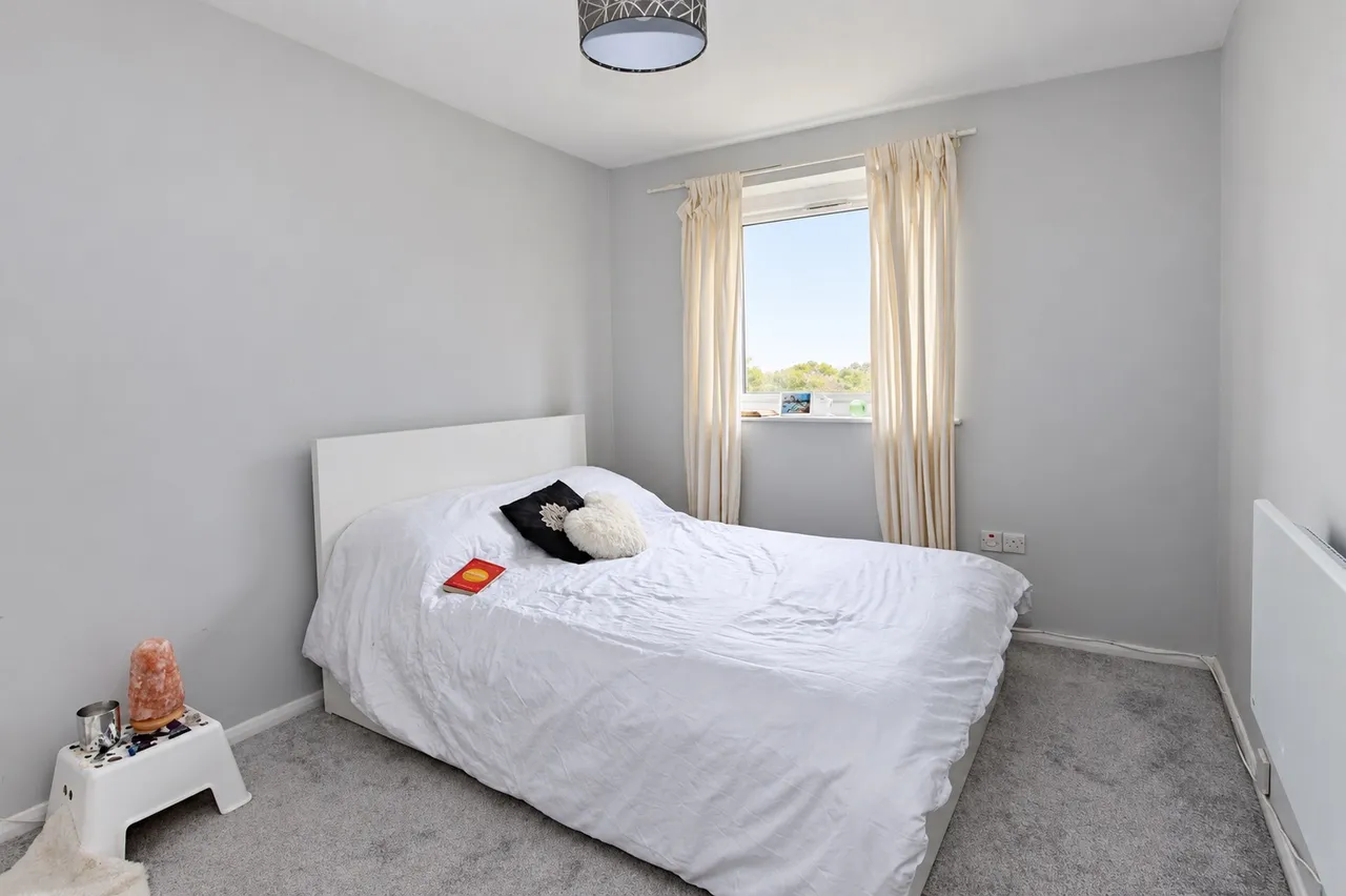 Huxley Close, Northolt, UB5, photo 5