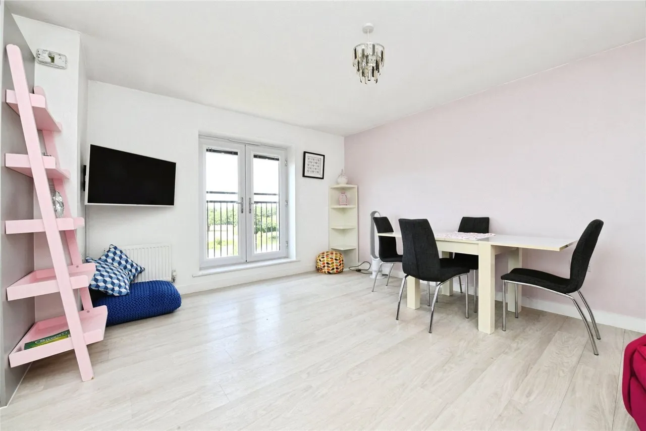 Clenshaw Path, Basildon, Essex, SS14, photo 7