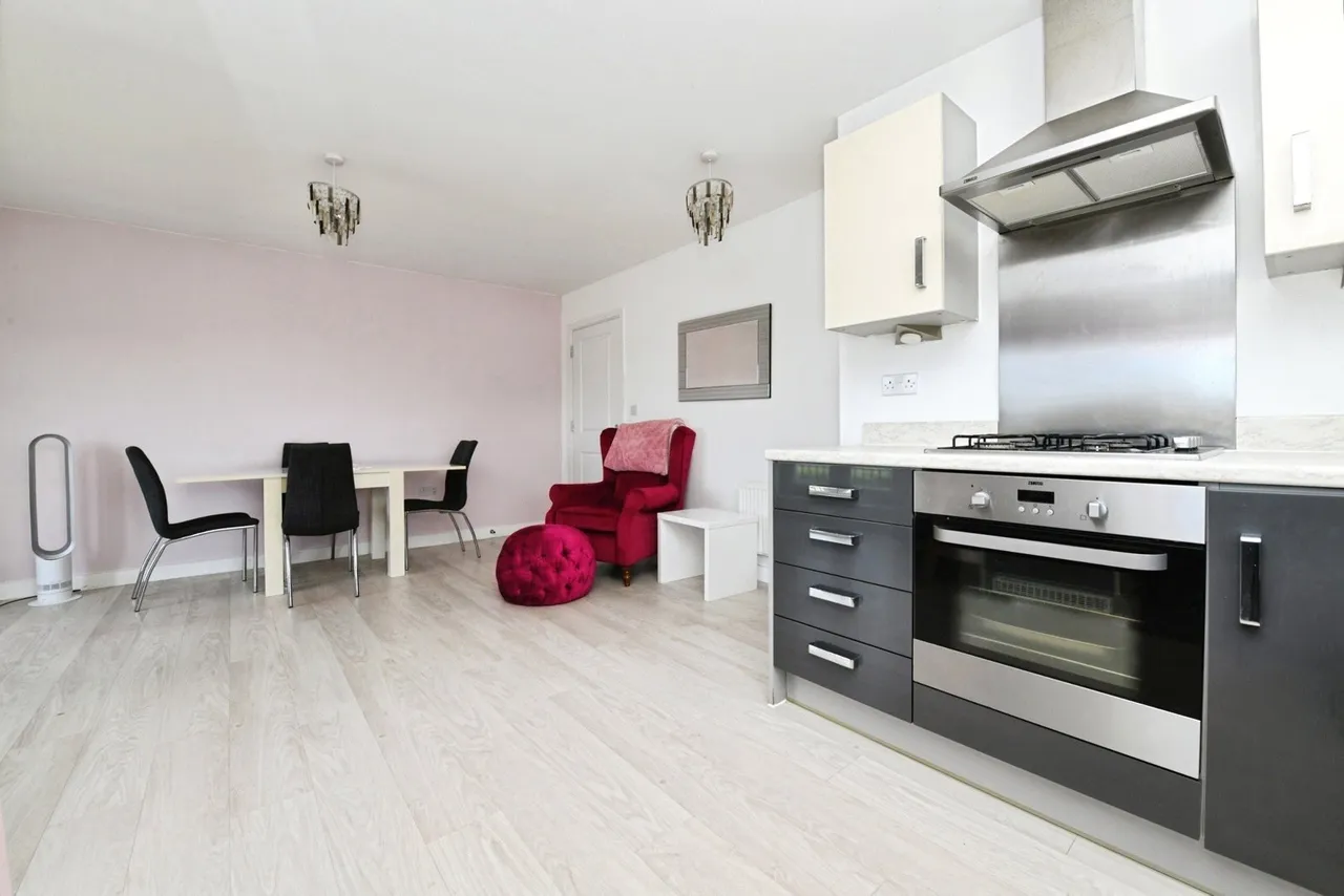 Clenshaw Path, Basildon, Essex, SS14, photo 10