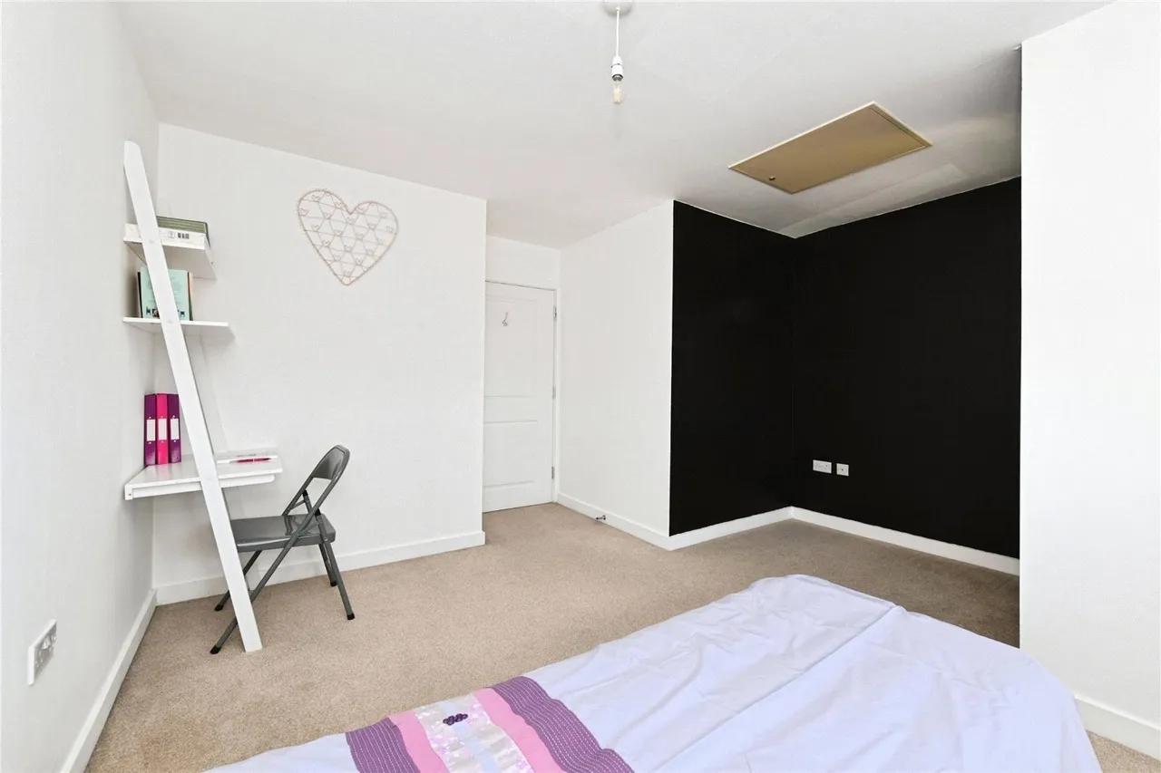 Clenshaw Path, Basildon, Essex, SS14, photo 15