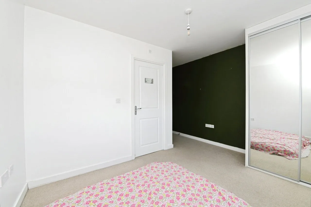 Clenshaw Path, Basildon, Essex, SS14, photo 11