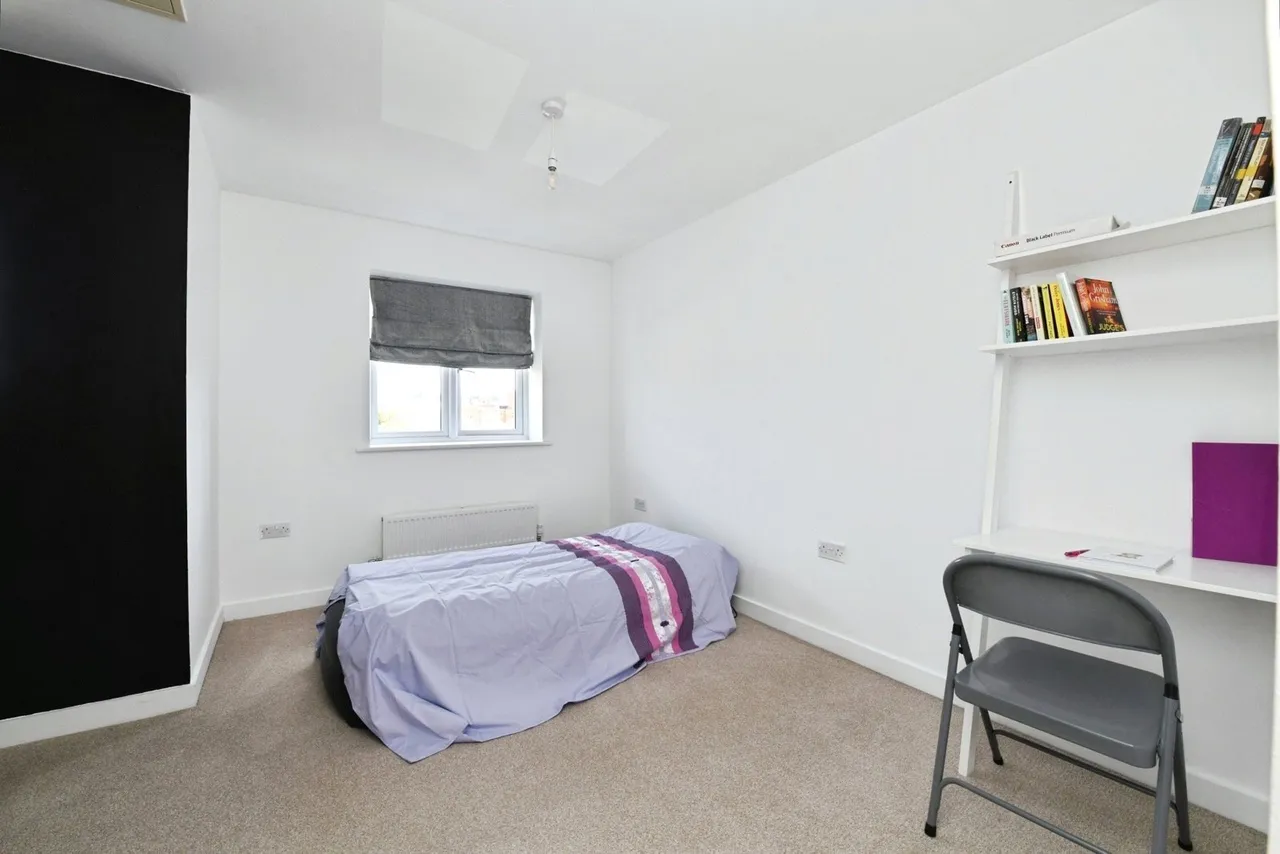 Clenshaw Path, Basildon, Essex, SS14, photo 13