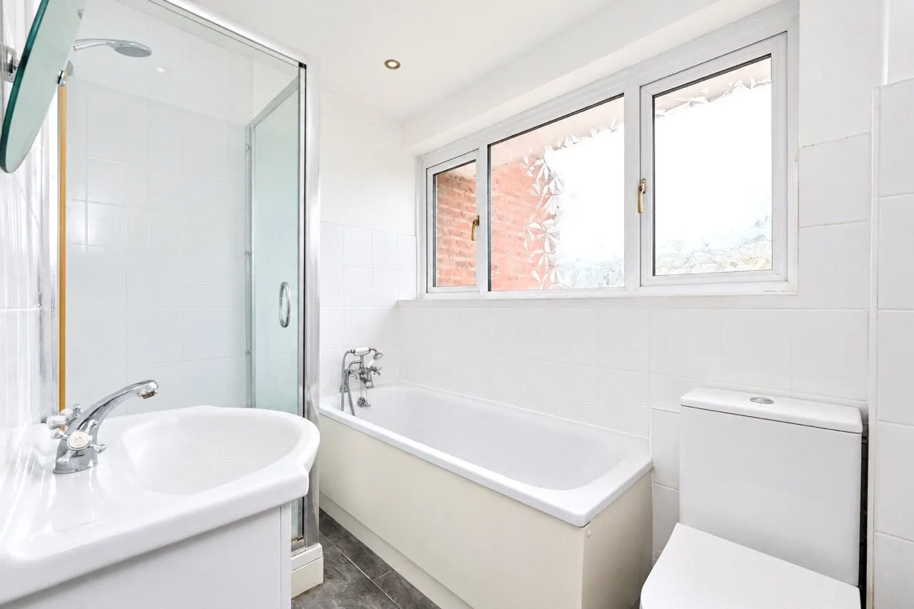 Cowdray Way, Hornchurch, RM12, photo 12