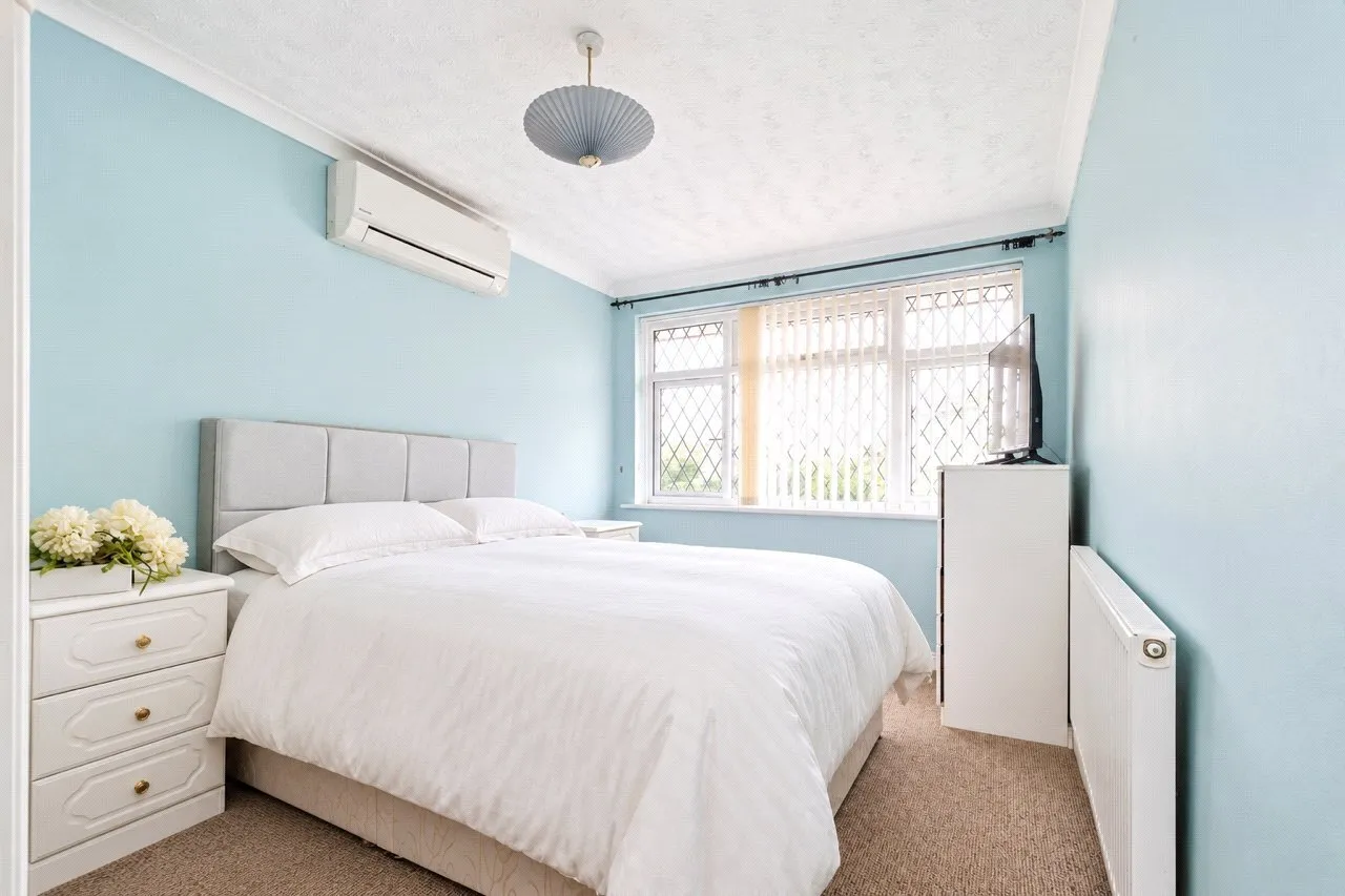Cowdray Way, Hornchurch, RM12, photo 5