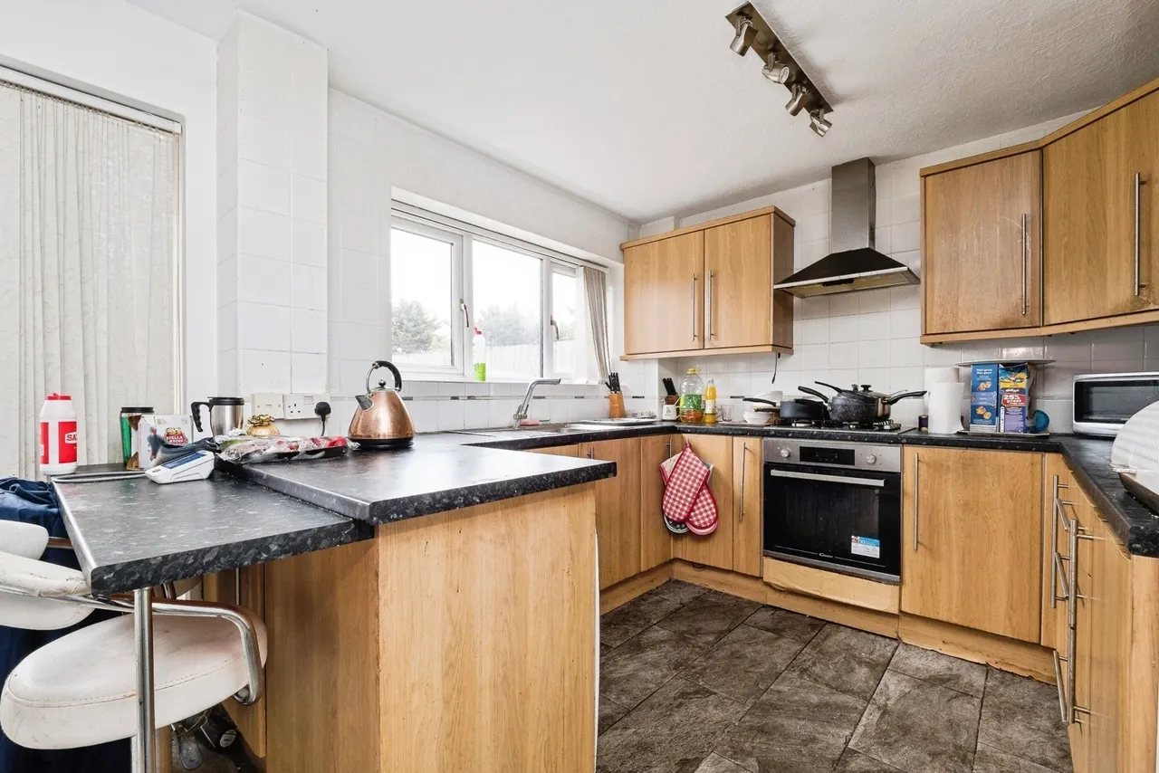 Cowdray Way, Hornchurch, RM12, photo 6
