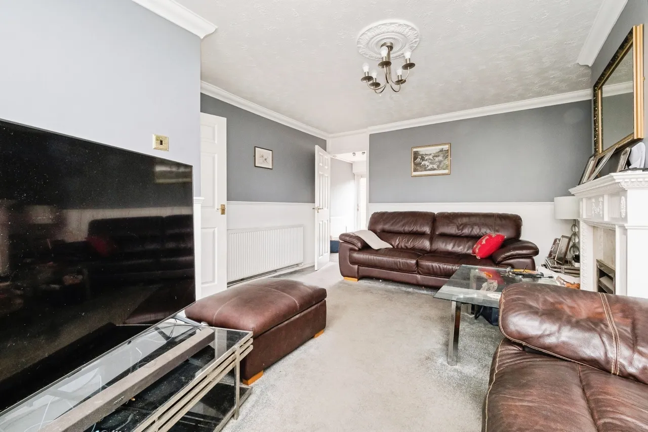Cowdray Way, Hornchurch, RM12, photo 5