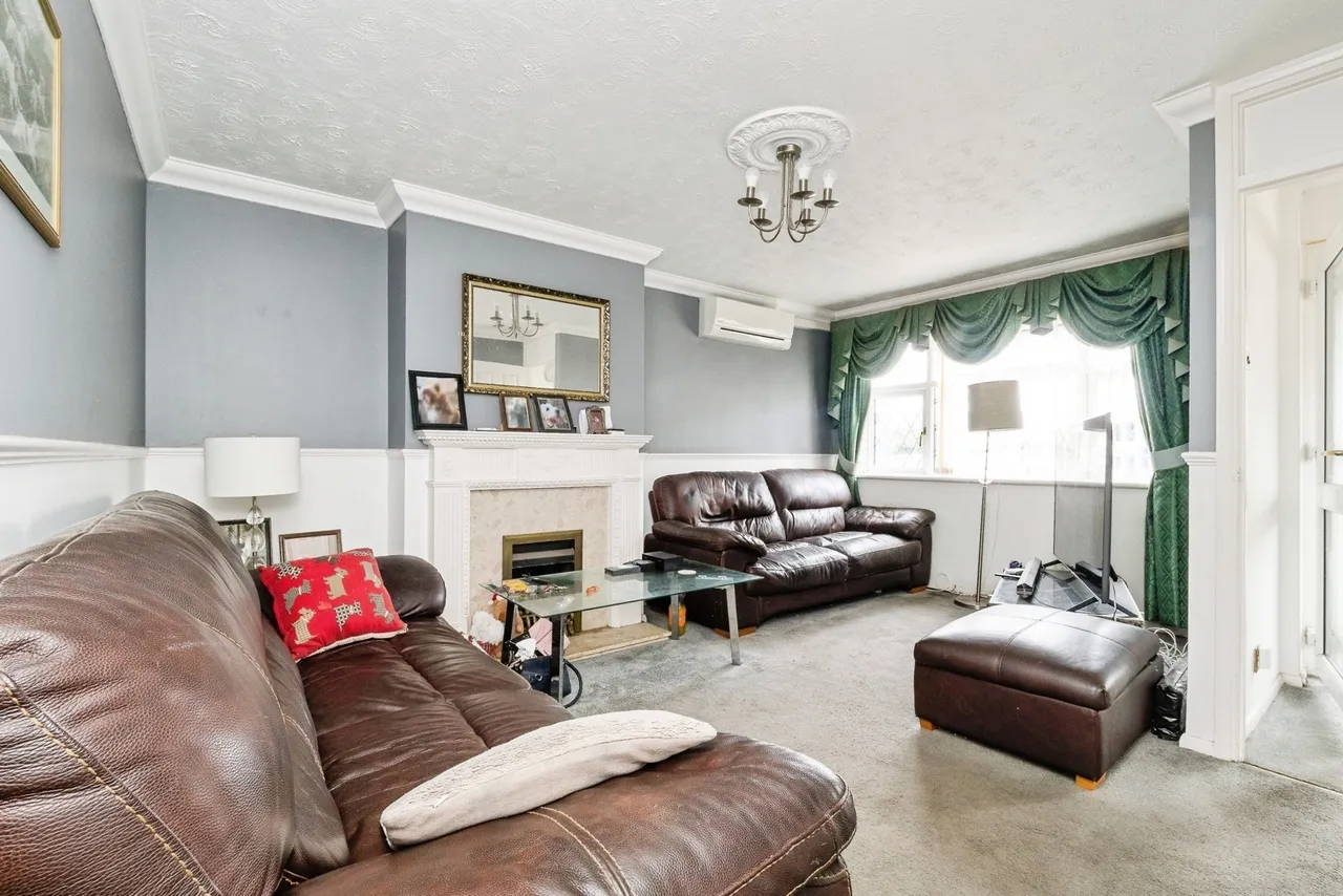 Cowdray Way, Hornchurch, RM12, photo 4