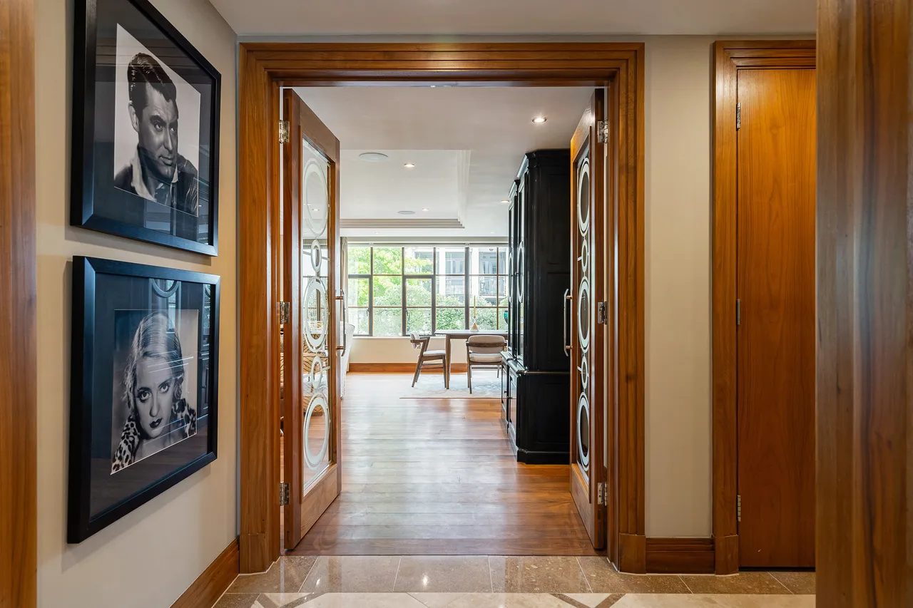 Charters Road, Sunningdale, Berkshire, photo 6