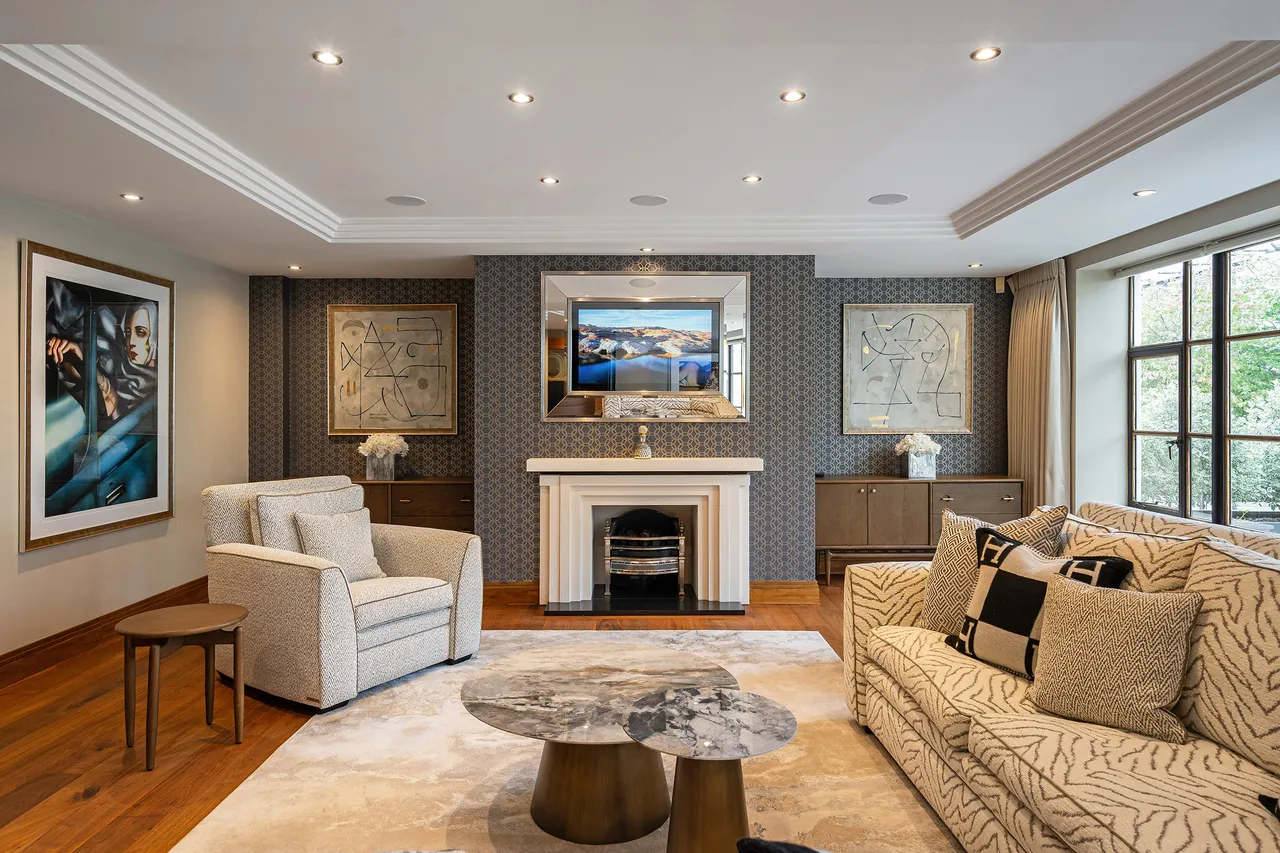 Charters Road, Sunningdale, Berkshire, photo 3