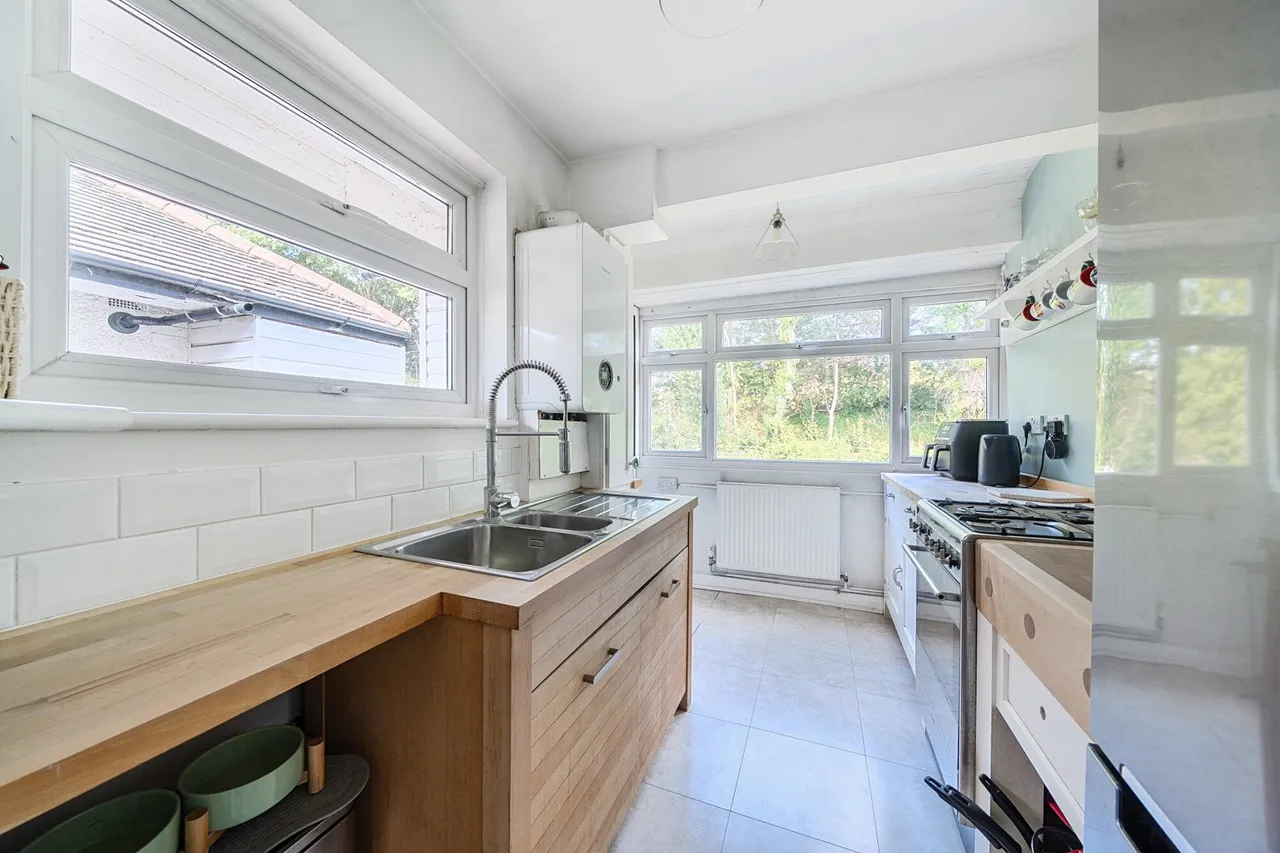 Meadowview Road, SE6, photo 2