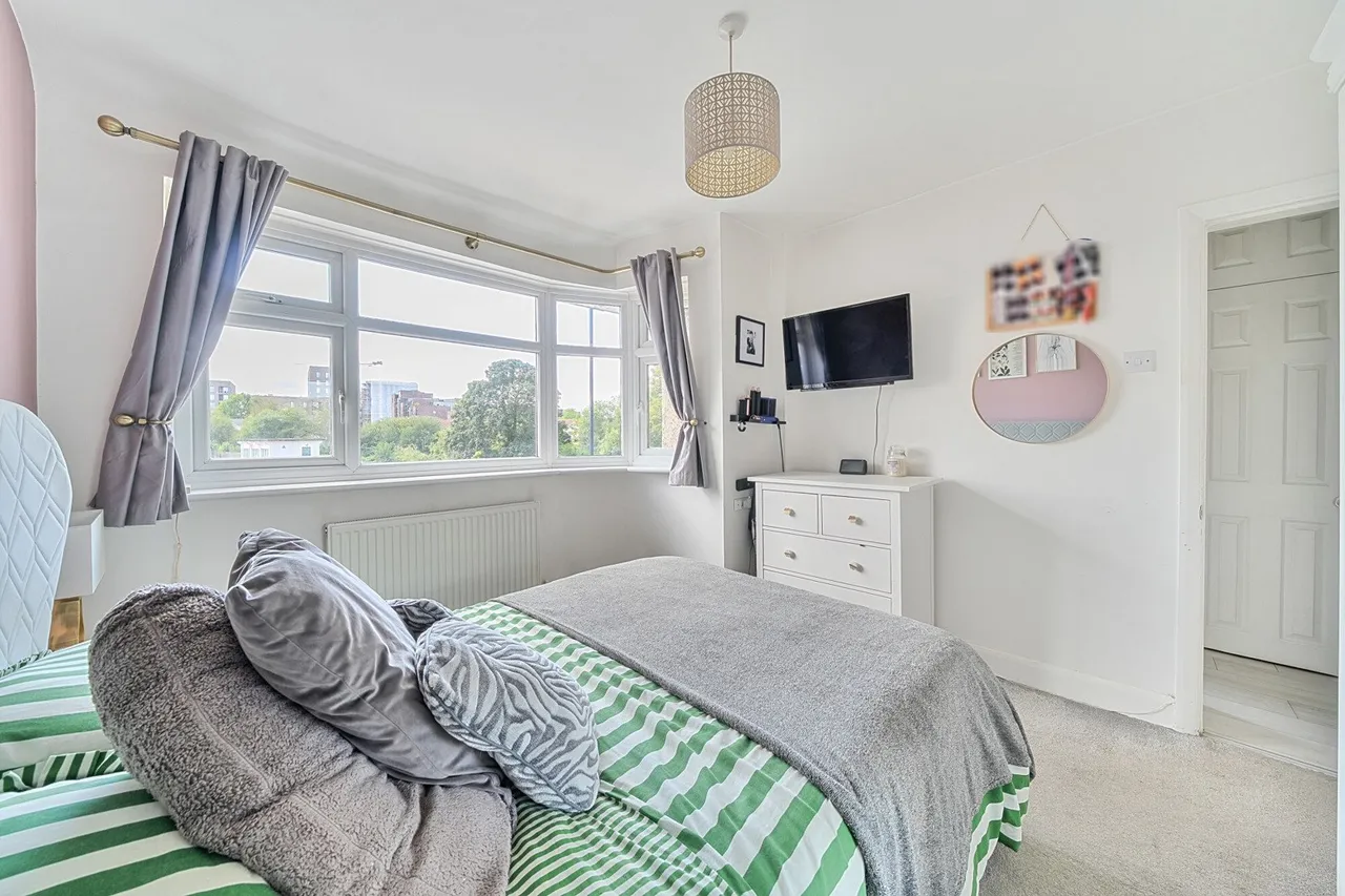 Meadowview Road, SE6, photo 5