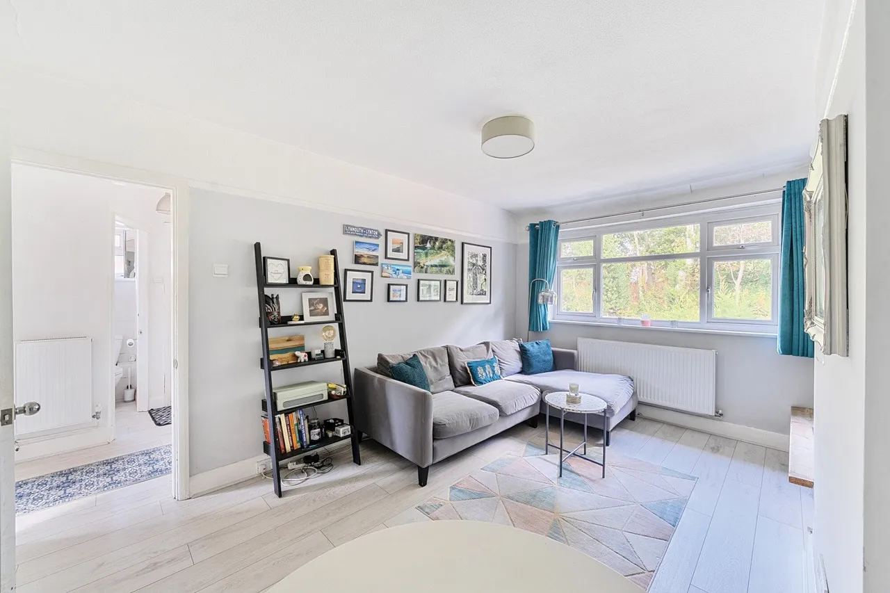 2 bed flat for sale — Meadowview Road, SE6