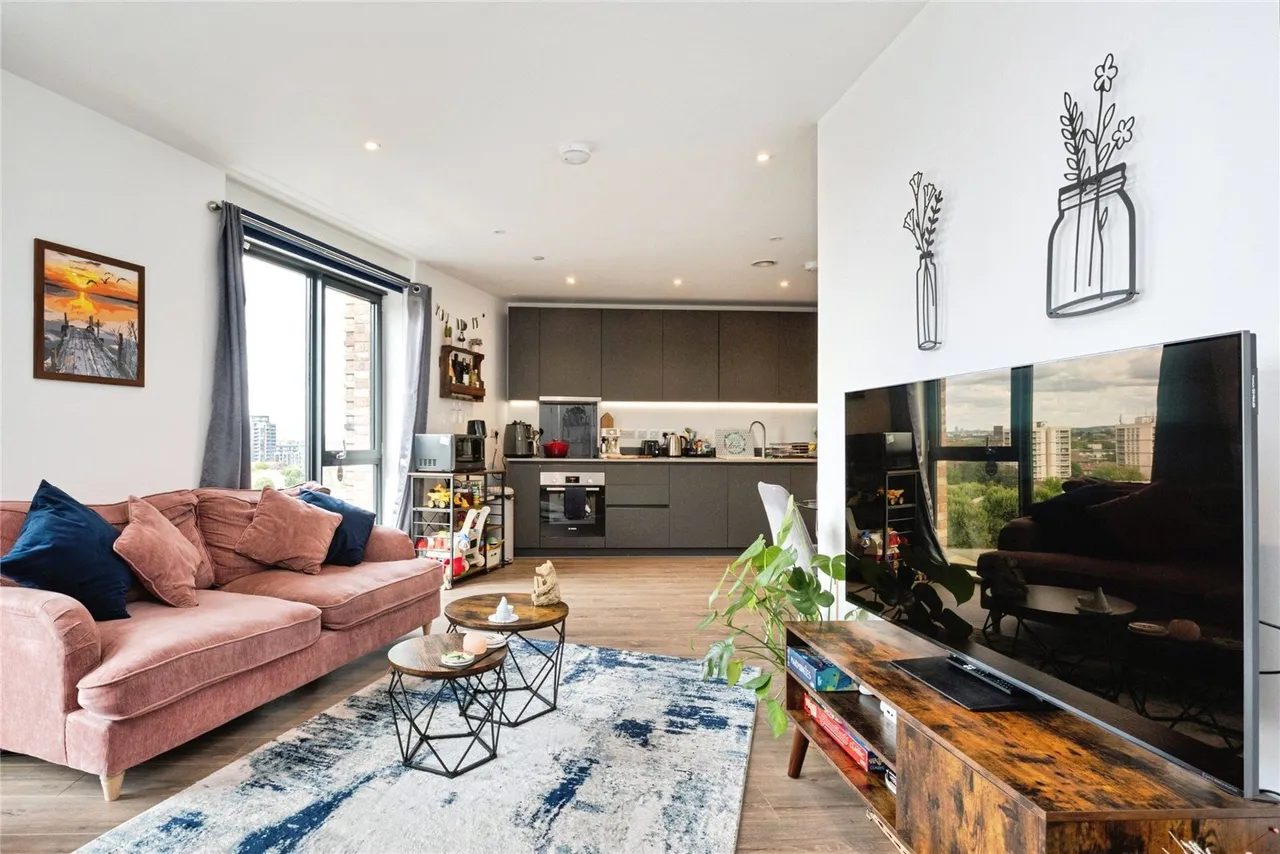 Dipper Drive, London, E3, photo 12