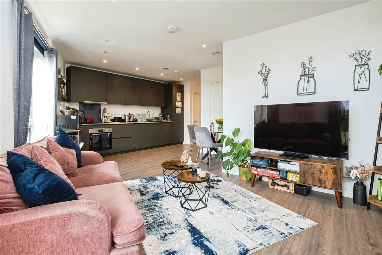 Dipper Drive, London, E3, photo 3
