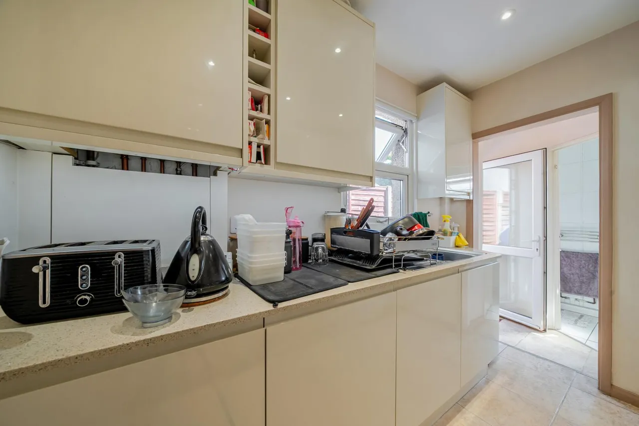 Erith Road, DA7, photo 17