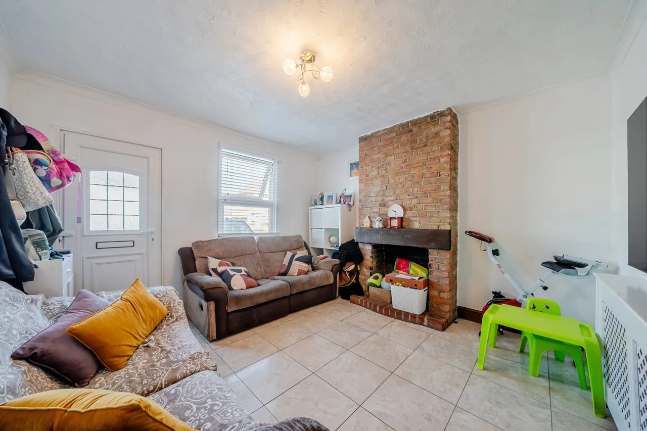 Erith Road, DA7, photo 2