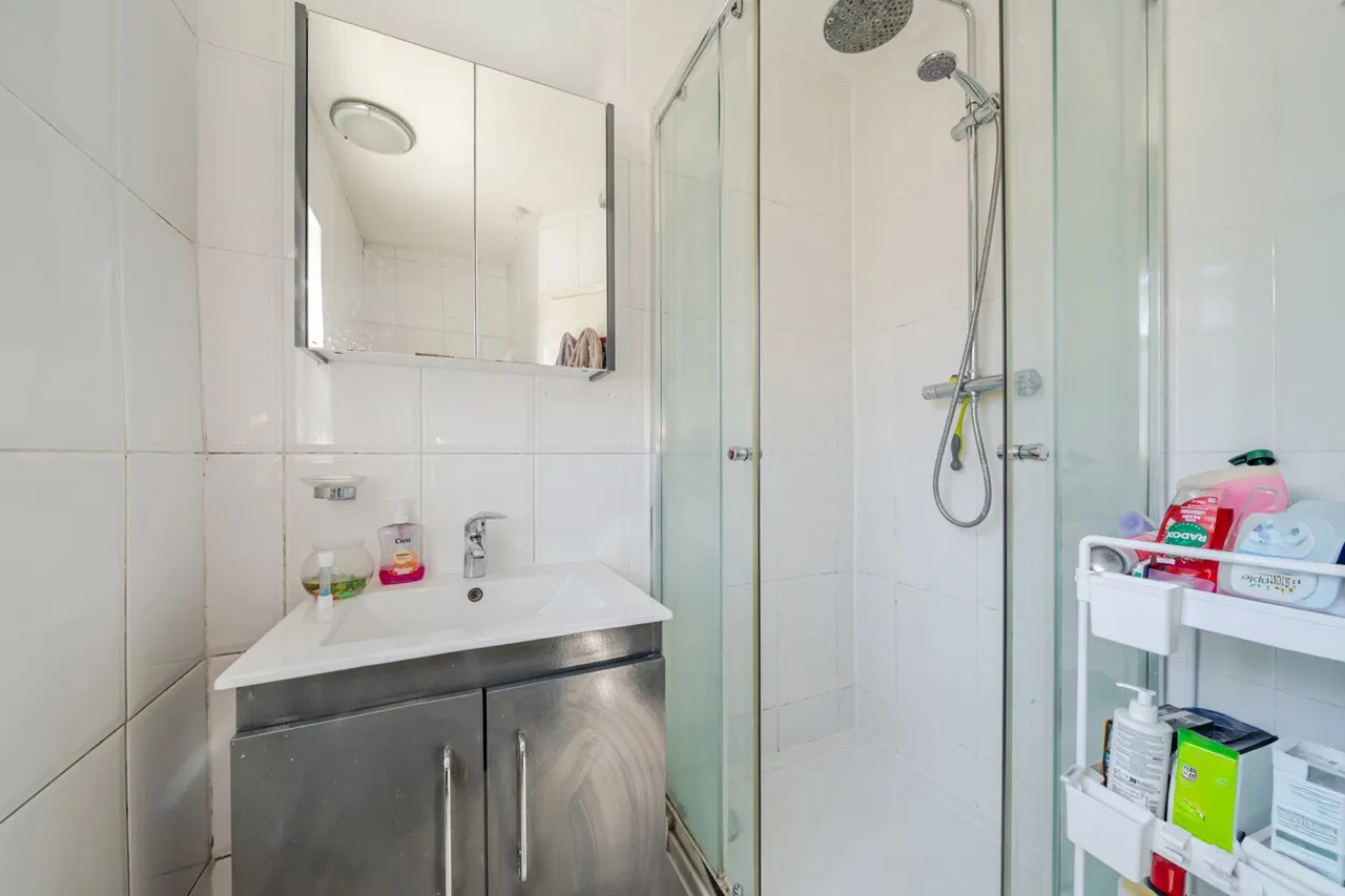 Erith Road, DA7, photo 9
