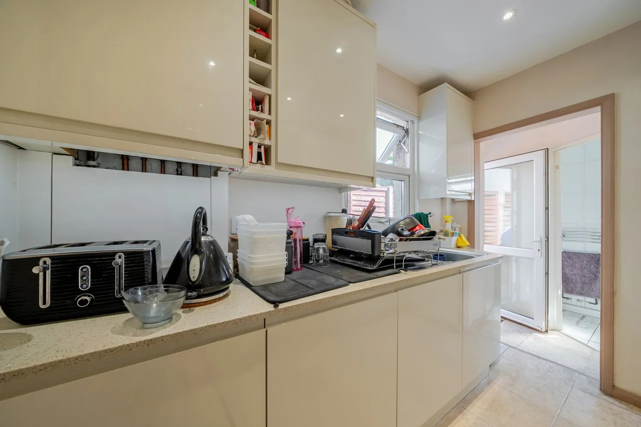 Erith Road, DA7, photo 17