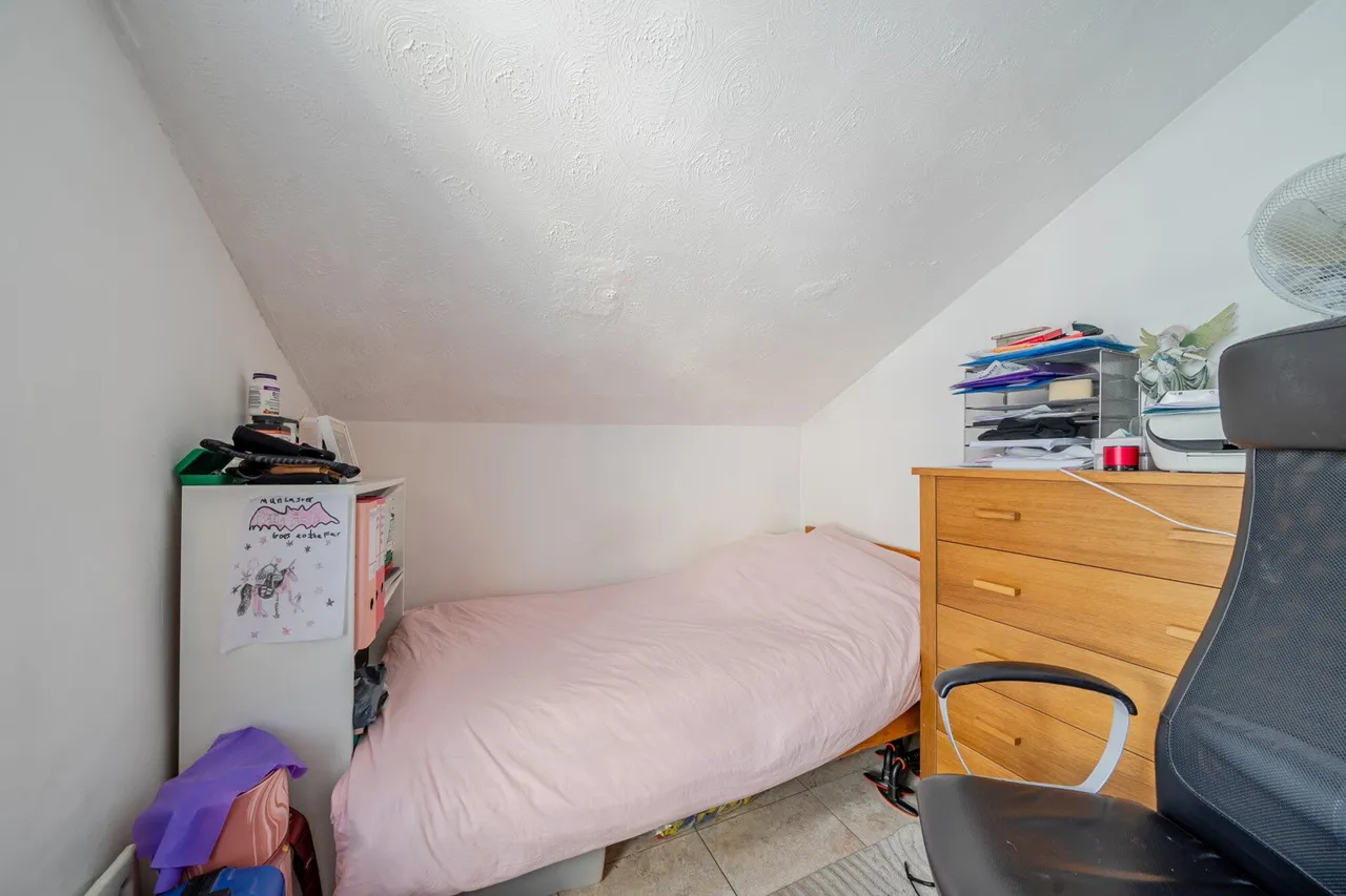 Erith Road, DA7, photo 8