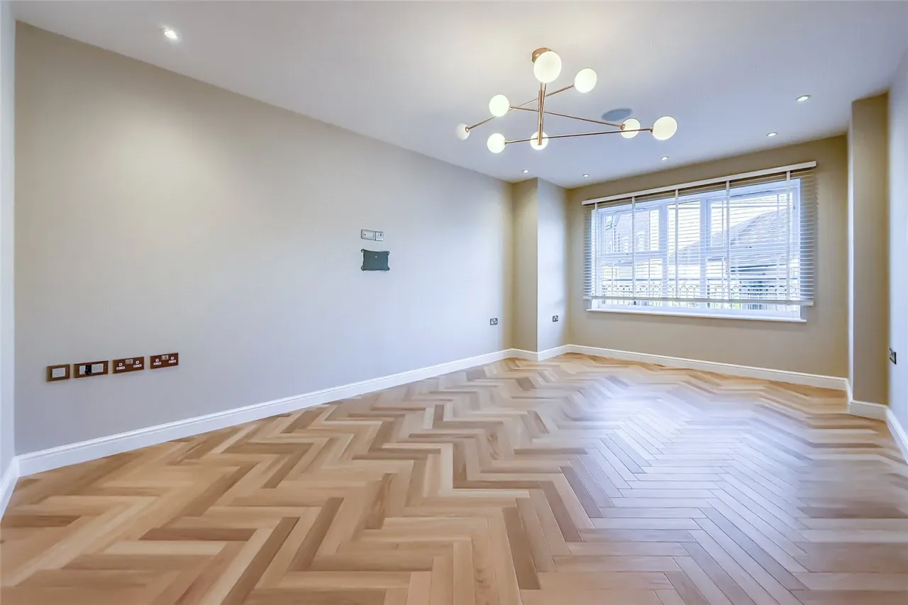 Green Lawns Close, Harpenden, Hertfordshire, AL5 3QD, photo 5