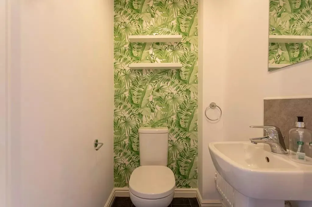 Leeds, LS14, photo 6