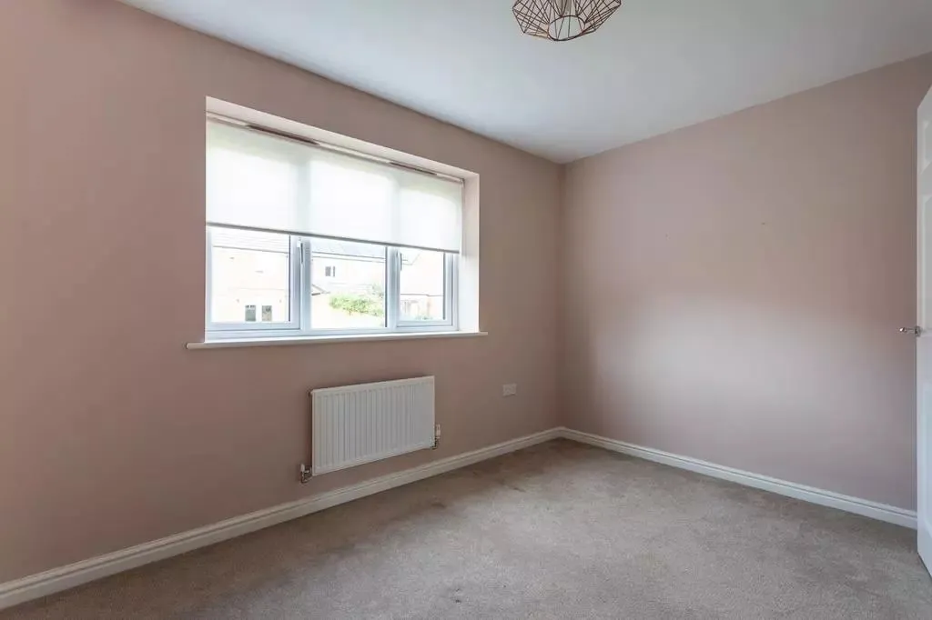 Leeds, LS14, photo 10