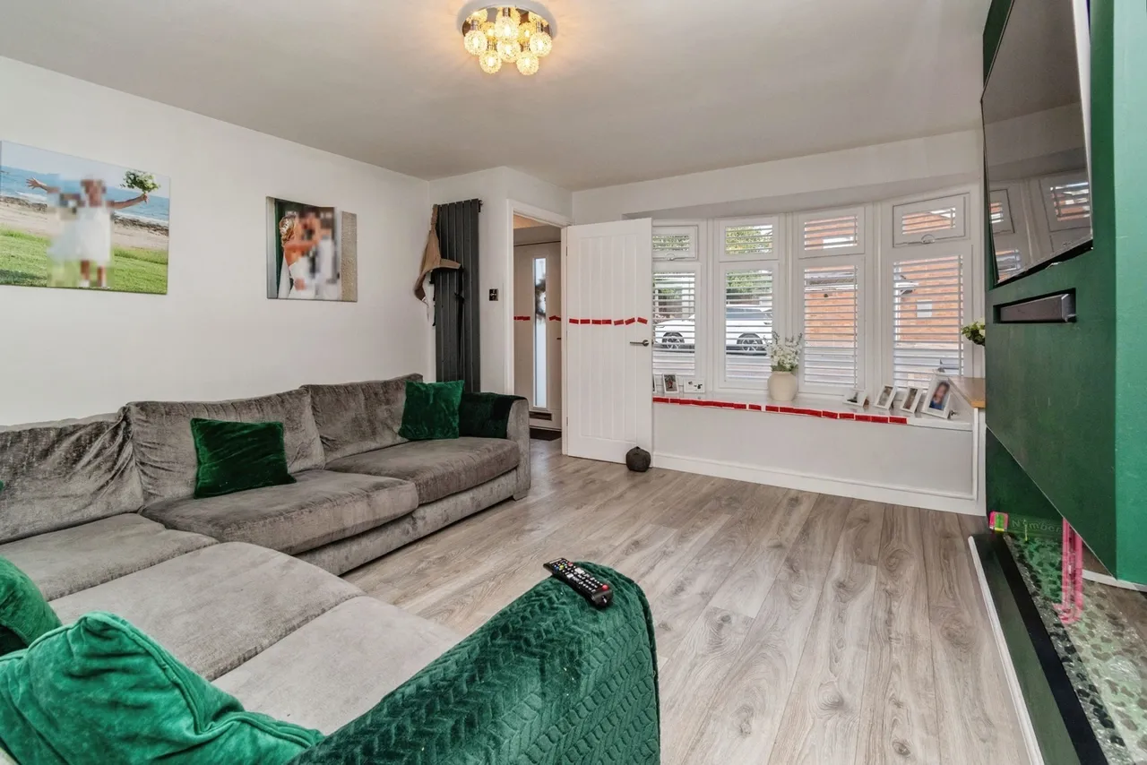 Langholm Drive, Heath Hayes, WS12, photo 5