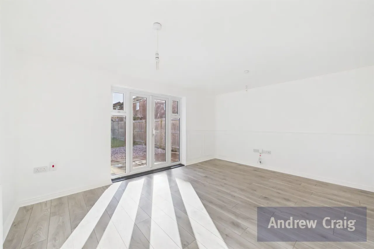 Holmes Drive, Hebburn, NE31, photo 3