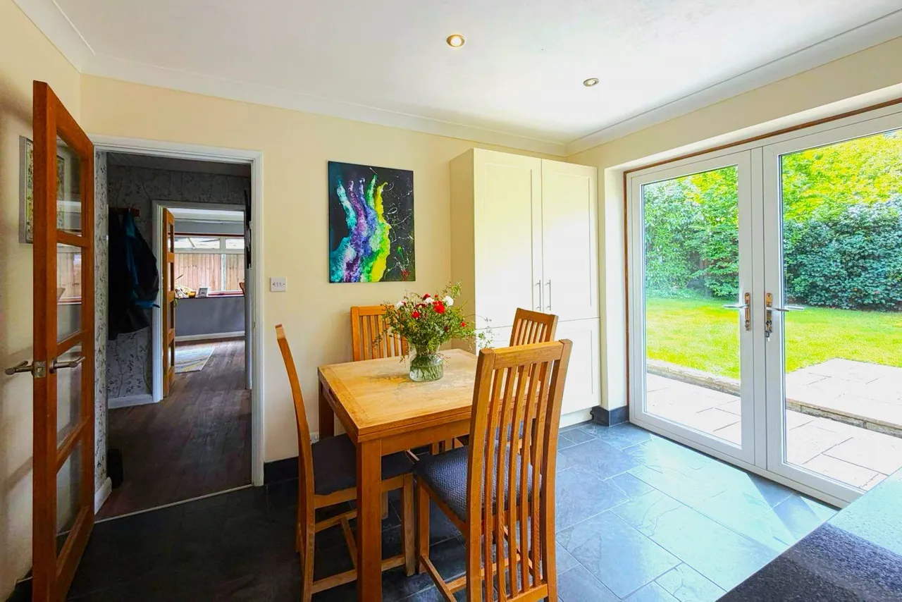 Cuthbert Road, Ash Vale, Surrey, GU12 5ES, photo 5