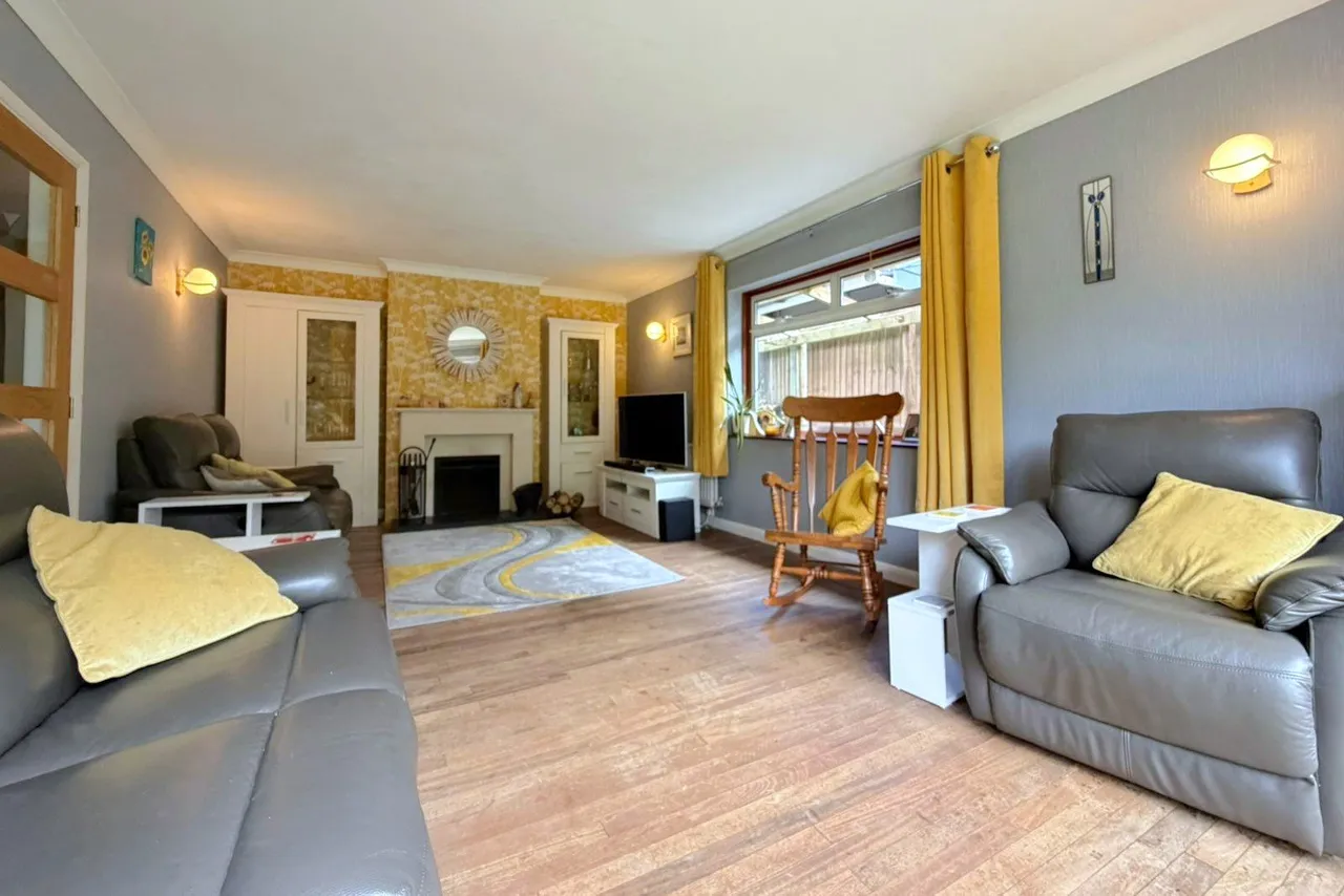 Cuthbert Road, Ash Vale, Surrey, GU12 5ES, photo 17