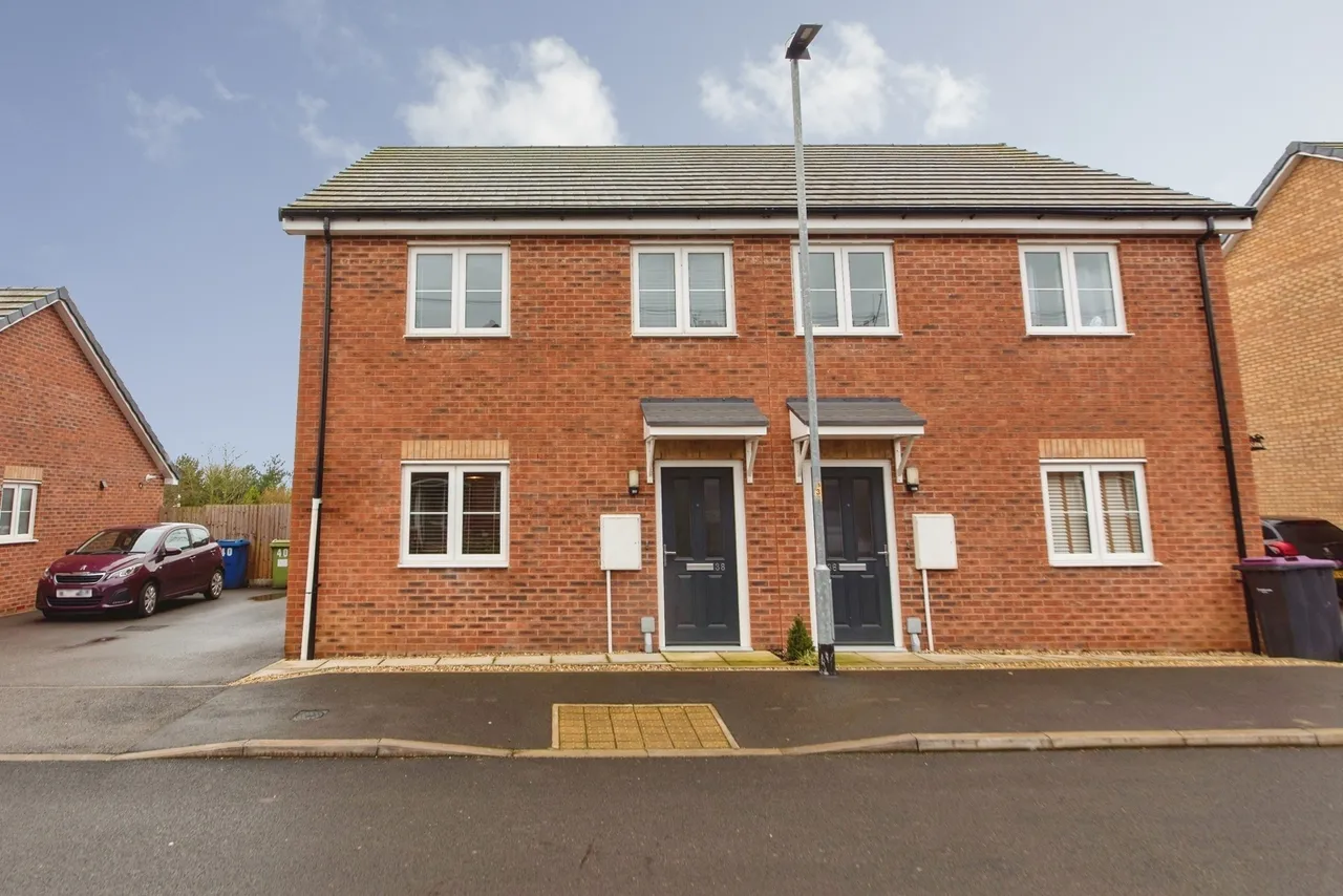 3 bed house for sale — Queensway, LINCOLN, Lincolnshire, LN1