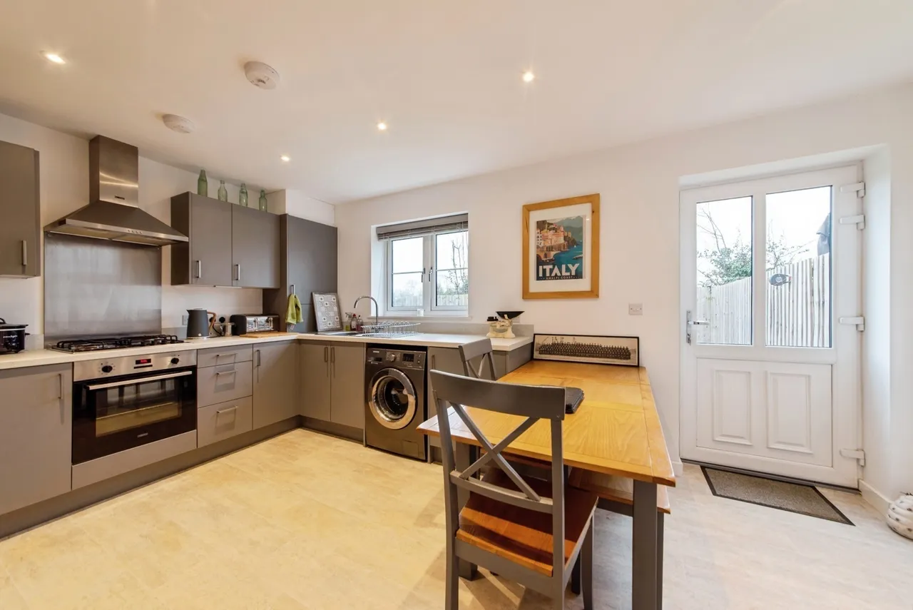 Queensway, LINCOLN, Lincolnshire, LN1, photo 9